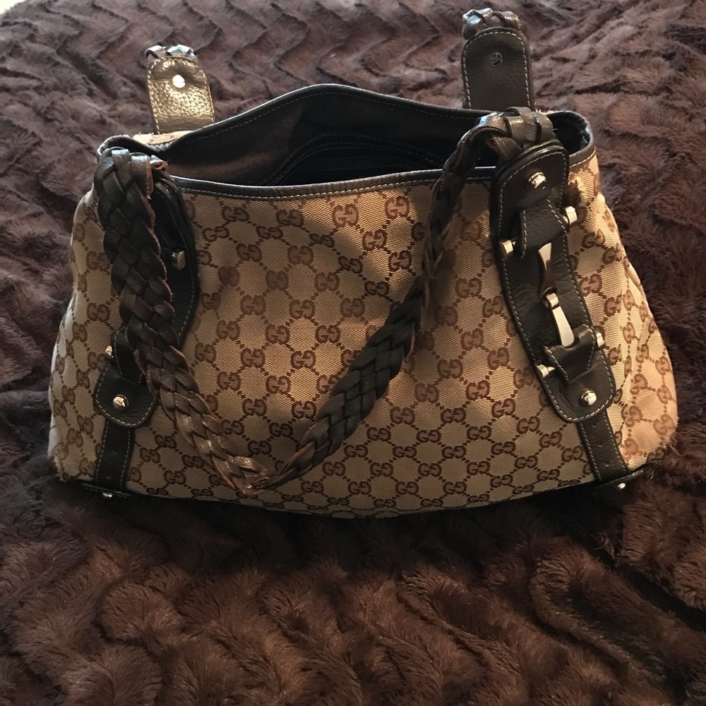 Authentic brown canvas Gucci Pelham Shoulder Bag